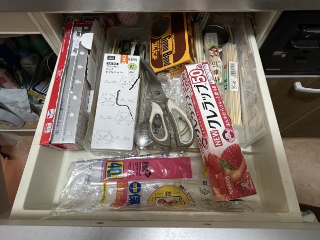 片づけレッスン 〜お台所収納編〜 と、16日のウエクサ満月_f0354014_21180896.jpeg