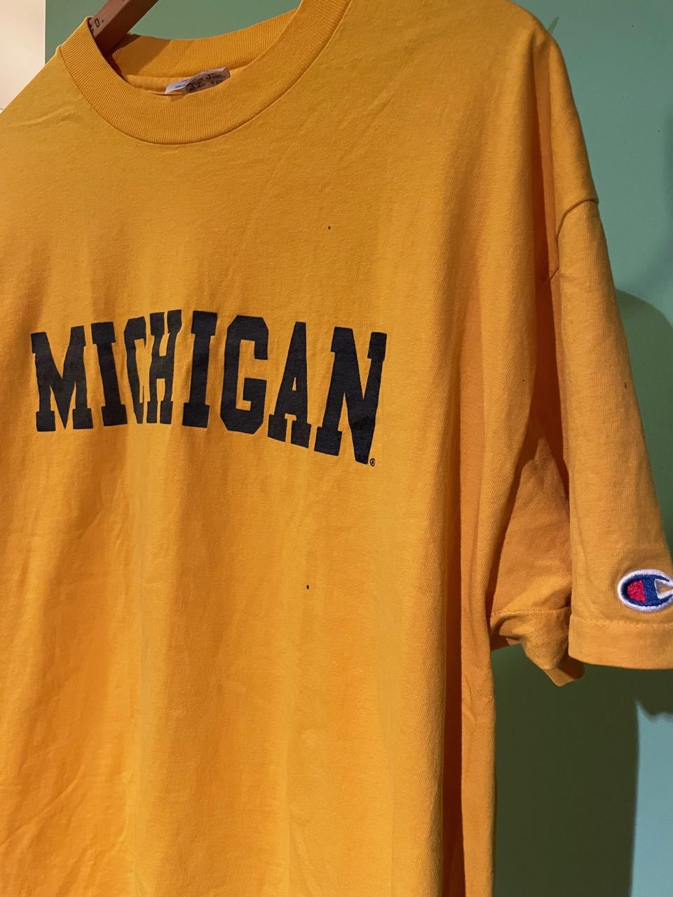 ４月２９日（金）入荷！MADE IN U.S.A 90s Champion チャンピオン　MICHIGAN Tシャツ！_c0144020_13264553.jpg