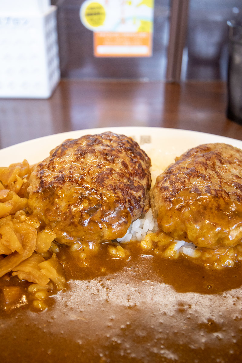 カレーハウス CoCo壱番屋 香南野市店で、ハンバーグカレー_a0077663_15000603.jpg