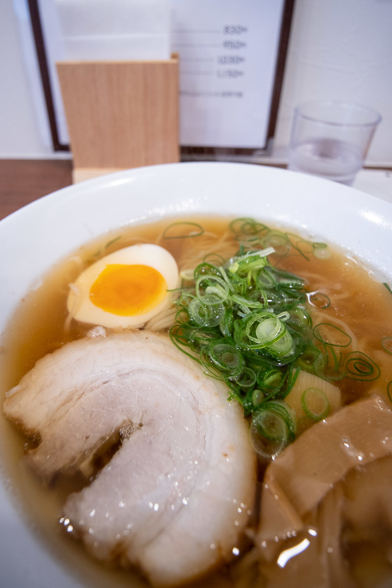 らーめん ゆきんこで、らーめん半チャーハンセット_a0077663_17322729.jpg