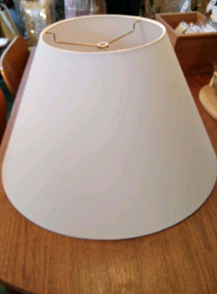 『ランプシェード』の『張り替え』をを承りました by interior styling of bright_c0157866_13584265.jpg