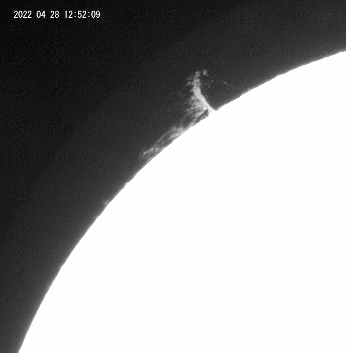 4月28日の太陽_e0174091_15240810.jpg
