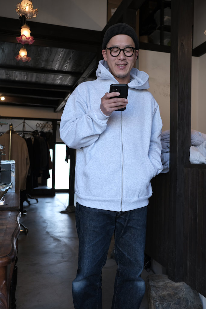ロスアパのスウェット_b0398513_19224955.jpg