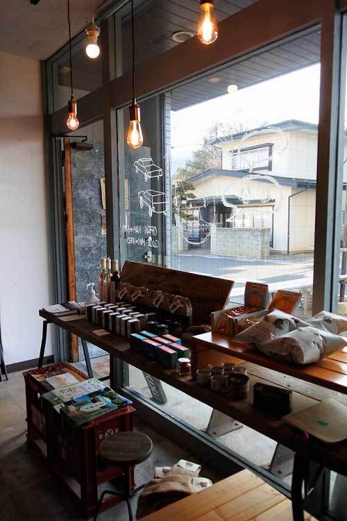 【(長野グルメ)富士見町「よはく酒店」・・・八ヶ岳の麓にて角打ちできる酒屋!!】_a0005436_15225438.jpg