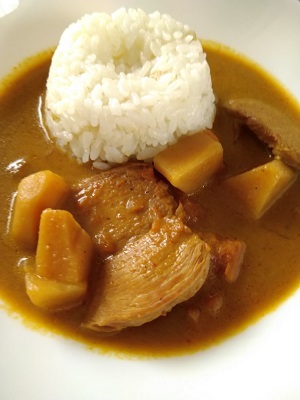 タイの台所 タイで食べたタイカレー イエロー_f0112873_18583956.jpg