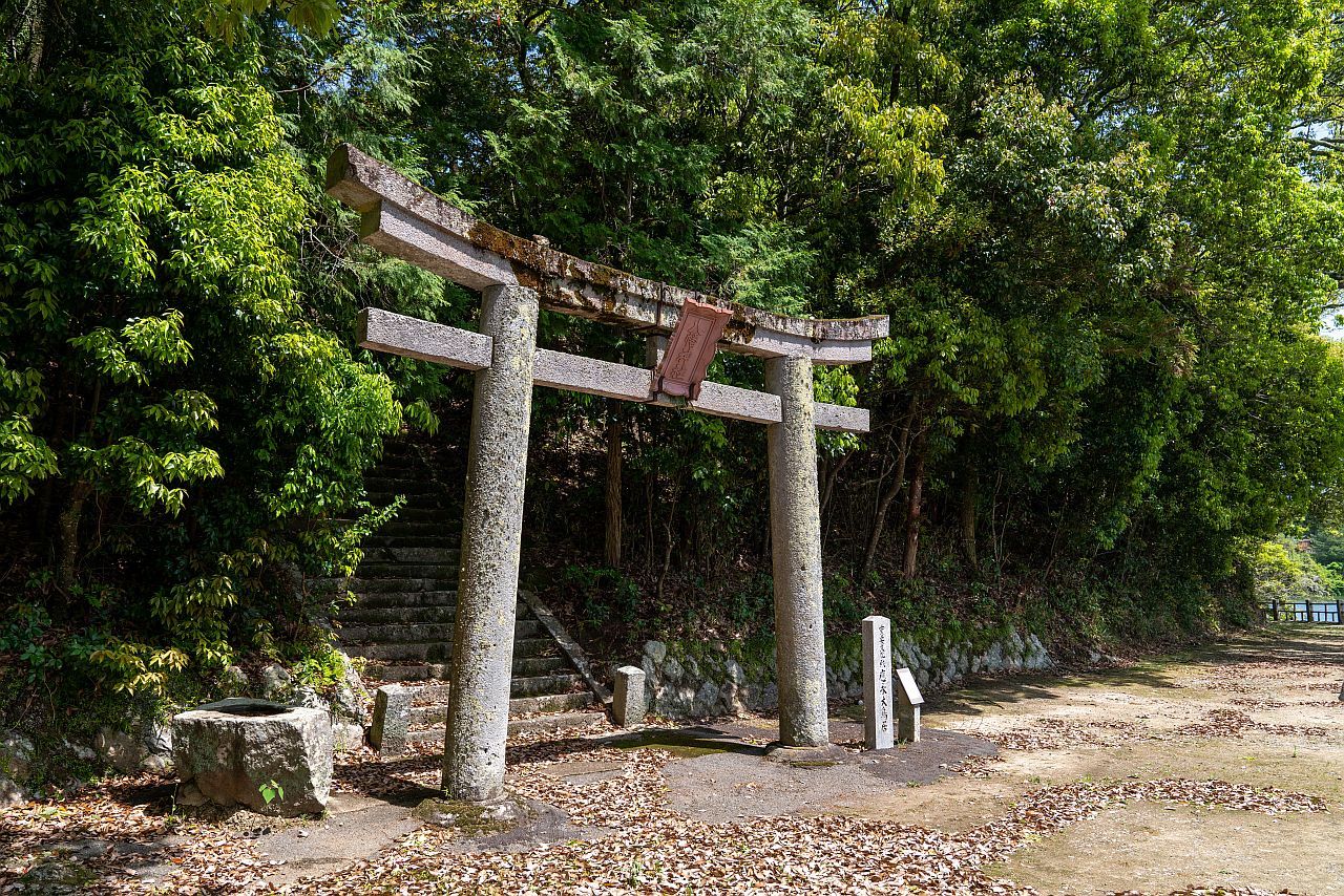 【重要文化財|八幡神社(波豆八幡神社)本殿】 行き方、見学のしかた (兵庫県 宝塚市)_b0212342_20033912.jpg