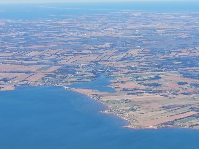 上空から見たプリンスエドワード島_c0353373_22195814.jpg