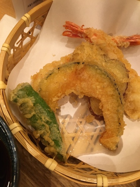 東京ガーデンテラス　お蕎麦でランチ_b0417696_21230997.jpeg