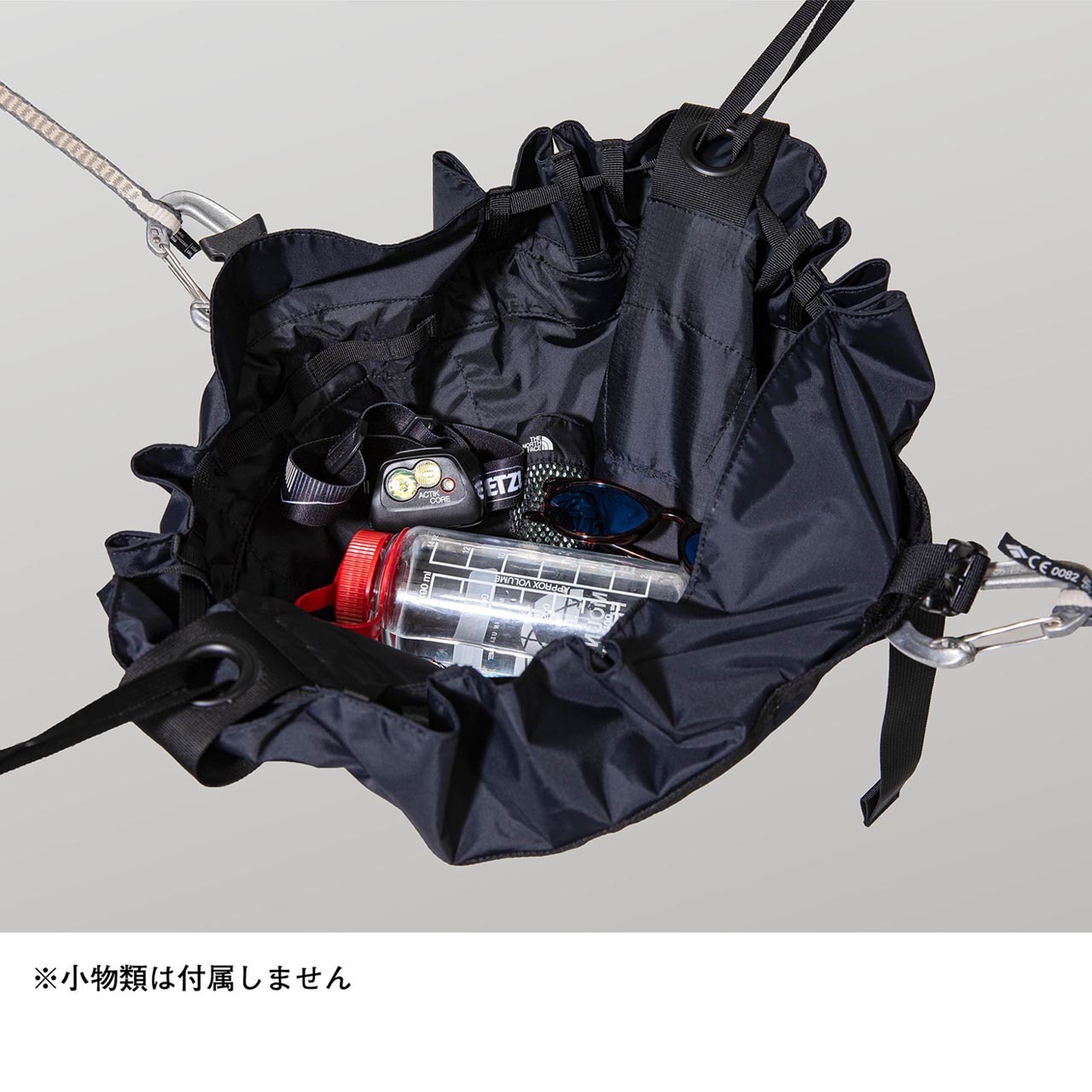 THE NORTH FACE [ザ・ノース・フェイス] Escape Shoulder Pouch [NM82232]_f0051306_07541958.jpg