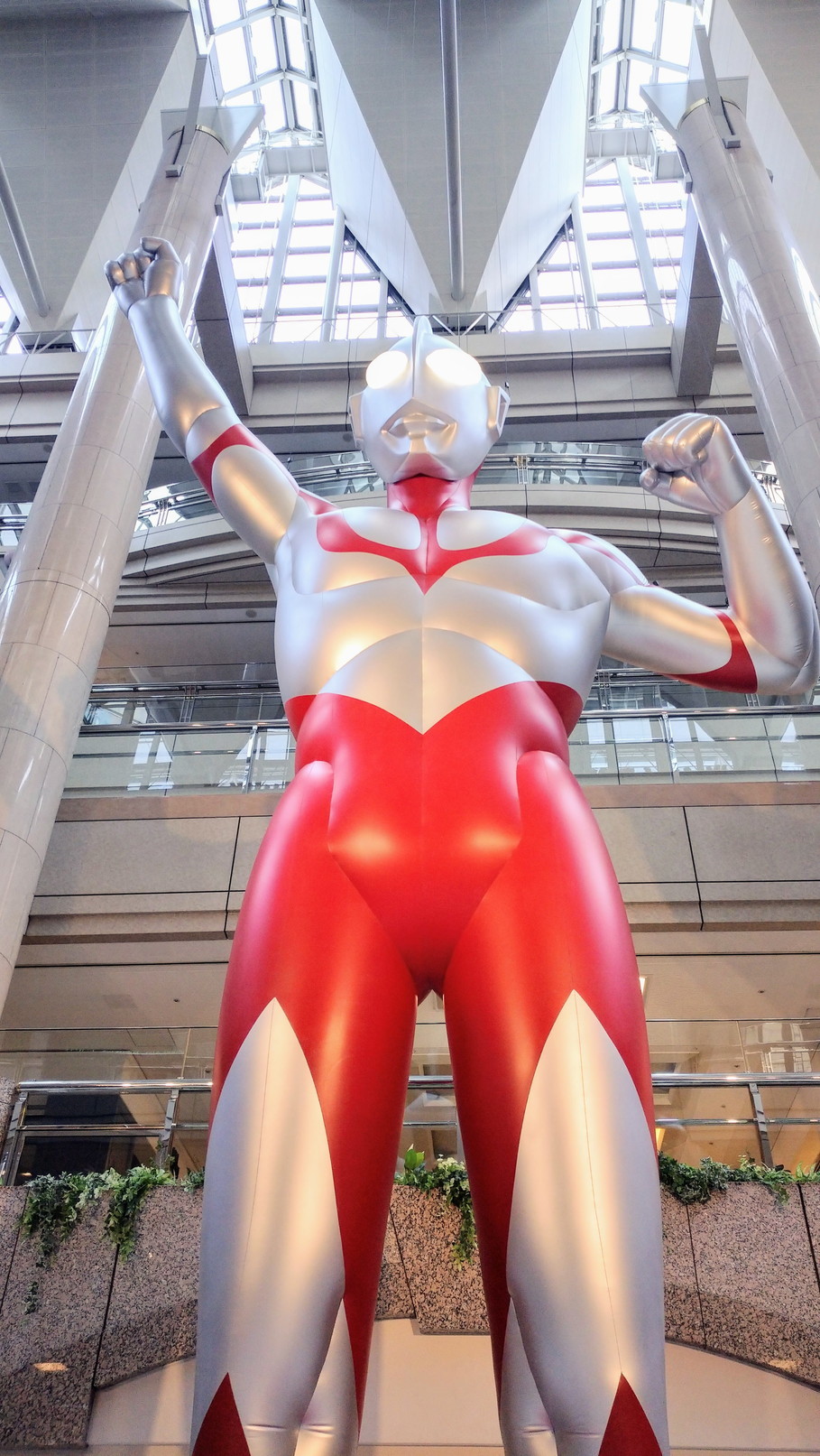 ウルトラマン」が横浜・みなとみらいに現れる！？ 特大『シン