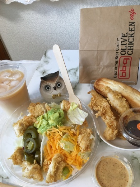 bb.q  OLIVE CHICKEN cafe  オリーブチキン_b0417696_08473874.jpeg