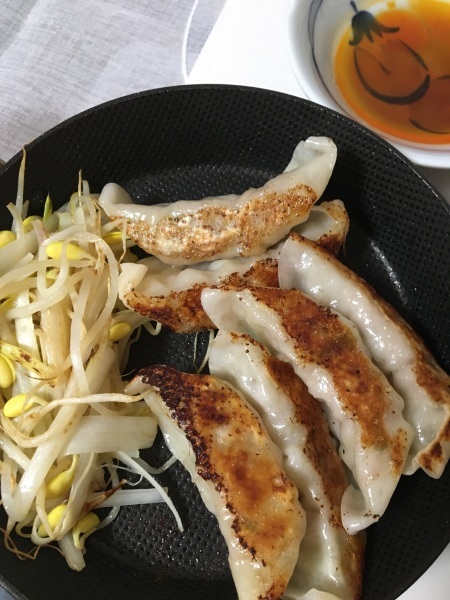 bb.q  OLIVE CHICKEN cafe  オリーブチキン_b0417696_22255891.jpeg