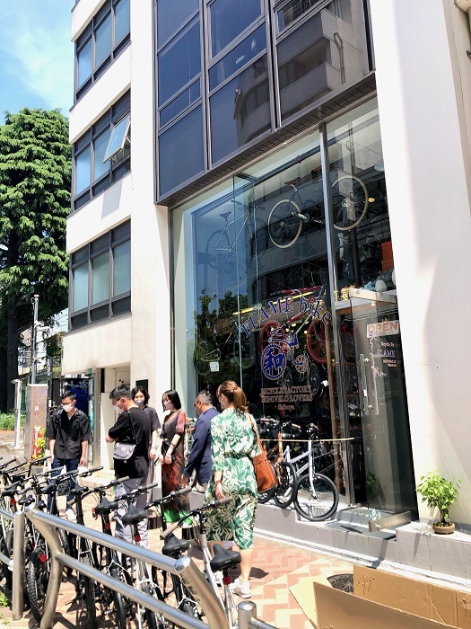 5月5日　渋谷　原宿　の自転車屋　FLAME bike前です_e0188759_18450893.jpeg