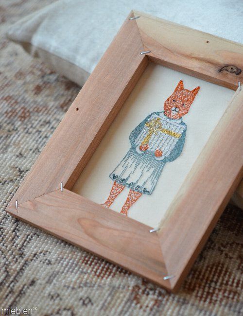 CORAL & TUSK」の刺繍カード : ME?