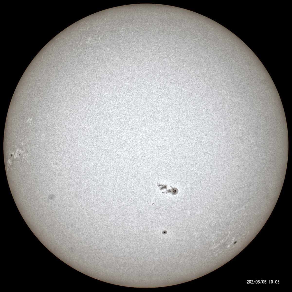 5月5日の太陽_e0174091_11505625.jpg