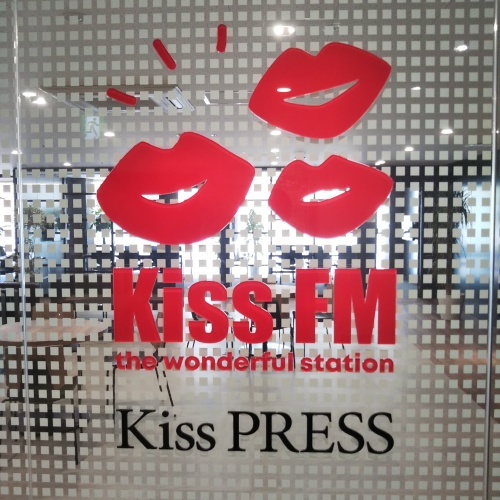 Kiss FM神戸　シャカリキ　クマガイ タツロウさんと～ハッピーでした。_d0165772_21511199.jpg