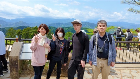 家族で高尾山でアーシング_a0157409_18493500.jpeg
