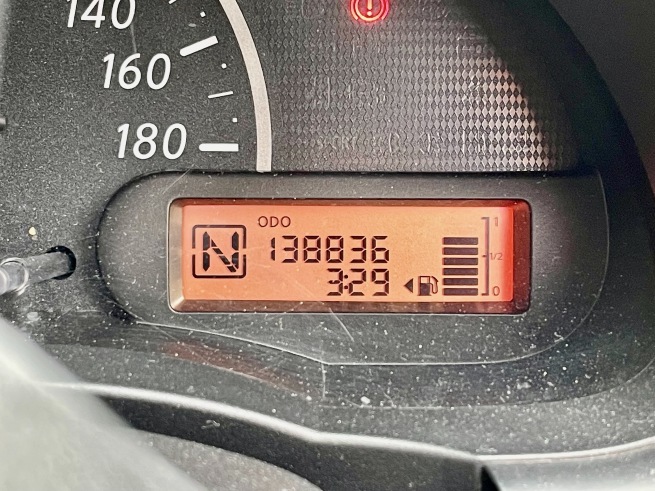 奄美大島ドライブ紀行 その1──「古すぎるボロレンタカーにご用心!!」_d0352022_18453620.jpeg