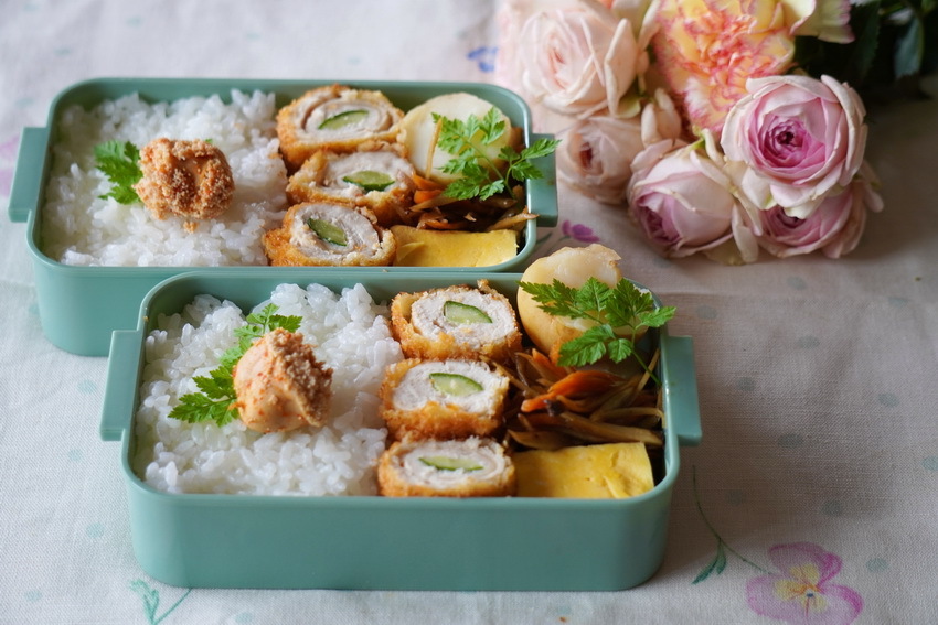 今日のお弁当（ささみの胡瓜巻フライ）_d0327373_14442847.jpg