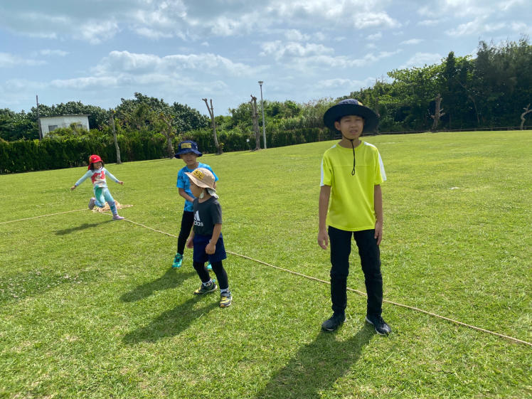 あおぞら学童クラブ（4/16）子どもたちは野原へ冒険に出発！大人はネコクラブ説明会を開催しました！_d0363878_23473417.jpg