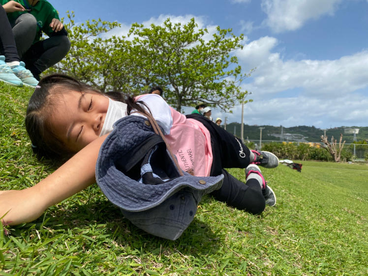 あおぞら学童クラブ（4/16）子どもたちは野原へ冒険に出発！大人はネコクラブ説明会を開催しました！_d0363878_23480845.jpg