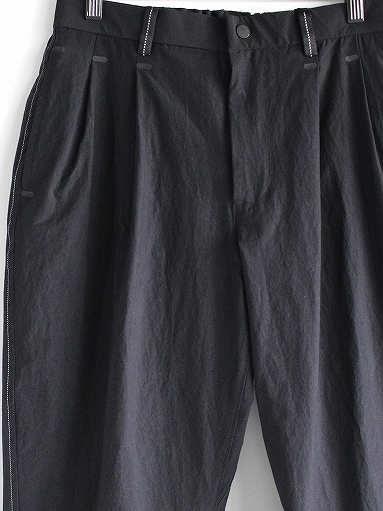 and wander Plain Tapered Stretch Pants_b0139281_16372472.jpg