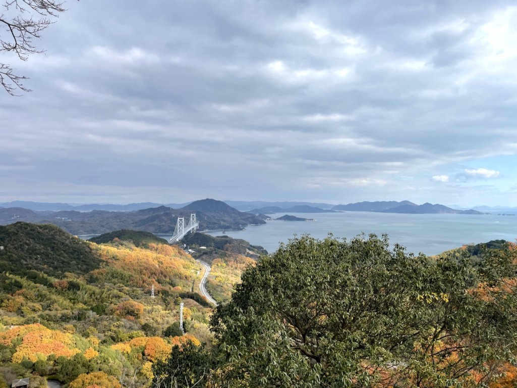 しまなみ海道「因島」白滝山の山頂でのパノラマな眺め_f0023333_22345086.jpg