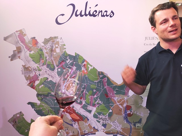 ジュリエナワイン@セーヌ川のペニッシュ(パリ)Julienas en Seine Paris パリのおいしい日々4 Paris