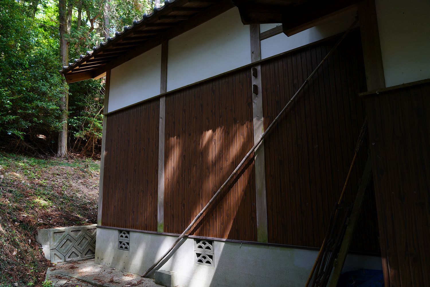 【重要文化財｜稲荷神社 本殿】　行き方、見学のしかた　（兵庫県 三木市）_b0212342_09204519.jpg