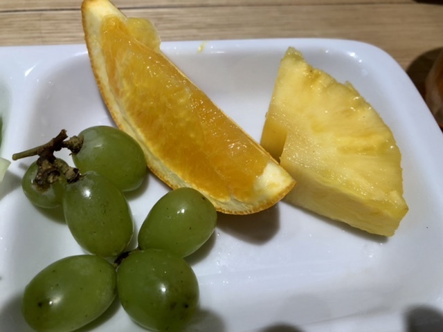 【果実園でローストビーフサンド】_b0009849_13535053.jpeg