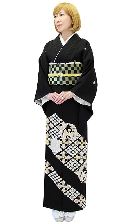 菱紋に松喰鶴の黒留袖 : それいゆのおしゃれ着物スタイル