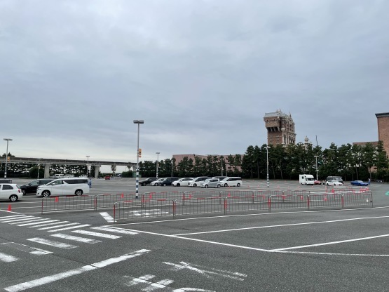 平面駐車場問題 ホスピタリティが仇となる 東京ディズニーリポート