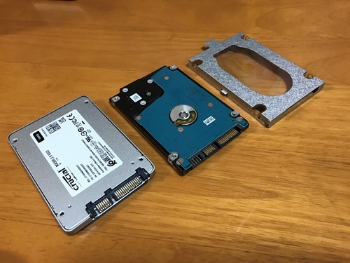 東芝dynabook T552/58FR HDDをSSDに交換 成功したが大変だった 東芝dynabook T552/58FR HDDをSSDに交換 成功したが大変だった