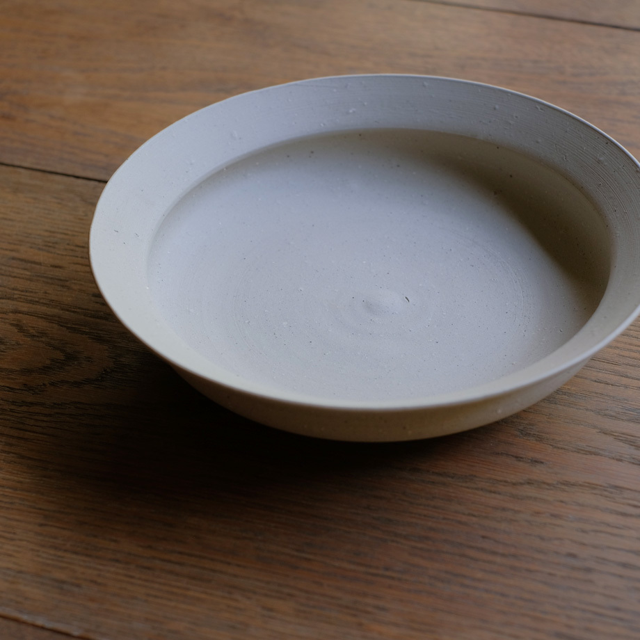 森本仁さんの白花の器 : 暮らし用品便り