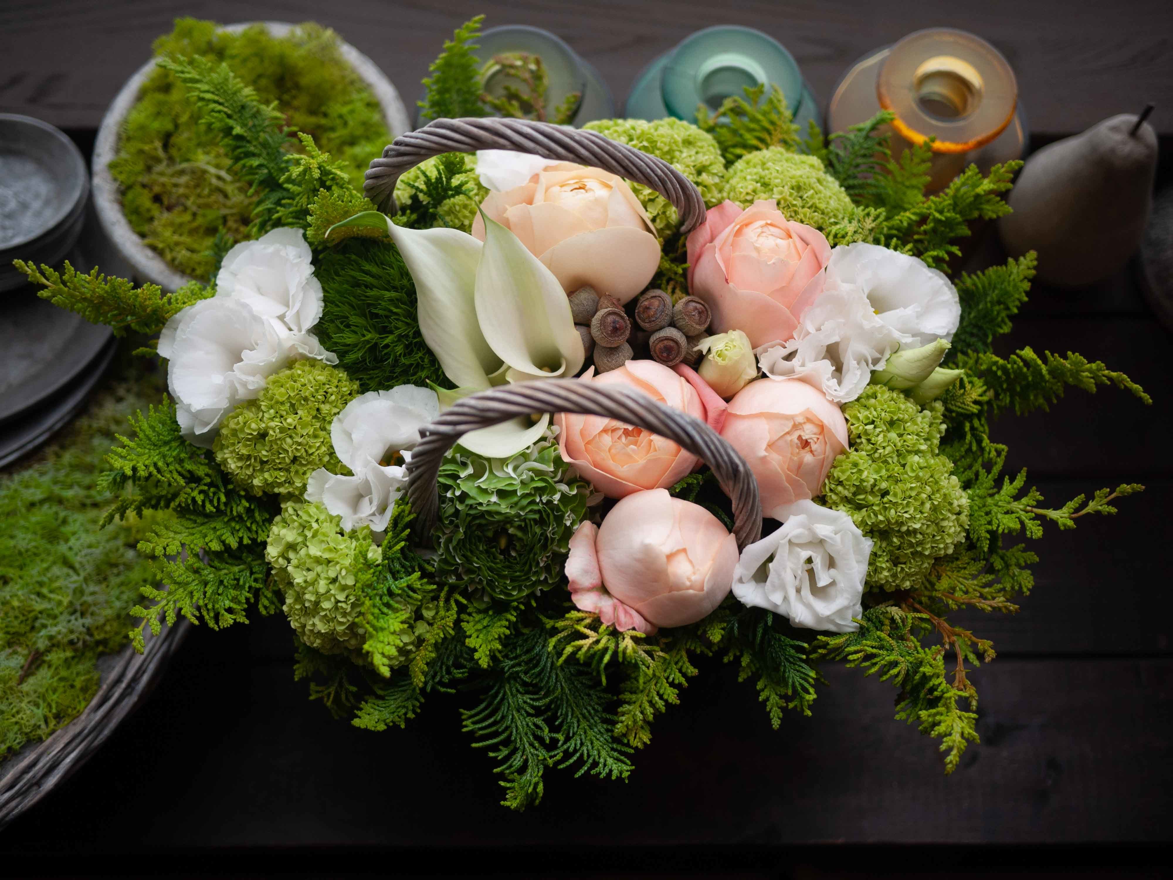 あえて遅れての母の日にアレンジメント 淡いピンク 白 淡いグリーン等 ナチュラル 平岸2にお届け 22 05 14 札幌 花屋 Mell Flowers あえて遅れての母の日にアレンジメント 淡いピンク 白 淡いグリーン等 ナチュラル 平岸2にお届け 22 05 14 札幌 花屋 Mell Flowers