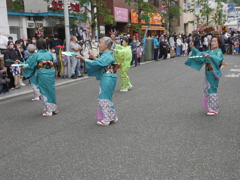 盛況!鎌倉芸術館「わがまち大船写真展」5・15_c0014967_09345043.jpg
