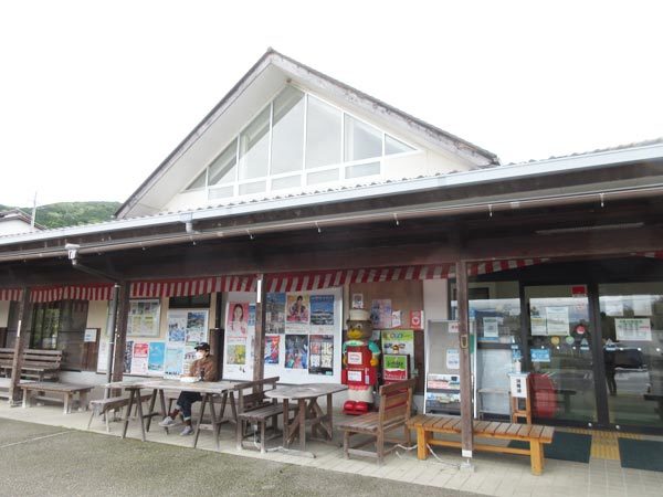 【道の駅 そばの郷らっせぃみさと】明宝フランク_c0152767_21081975.jpg