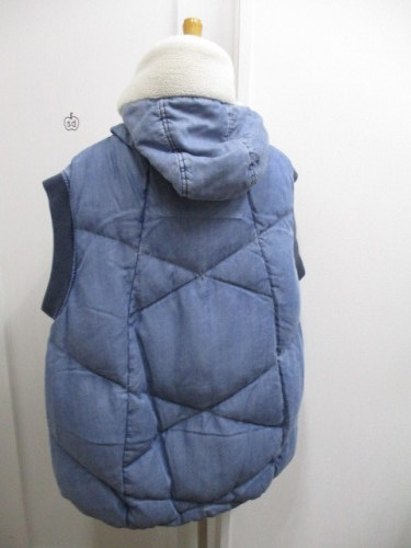 Sale✴ほぼ新品！アヤンテンセルダウンベスト！ Sale✴ほぼ新品！アヤンテンセルダウンベスト！ Sale✴ほぼ新品