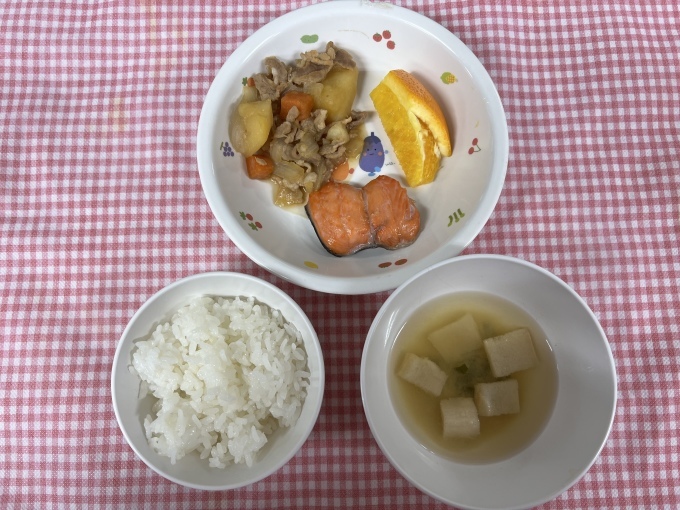 給食メニュー_f0227821_12272370.jpeg