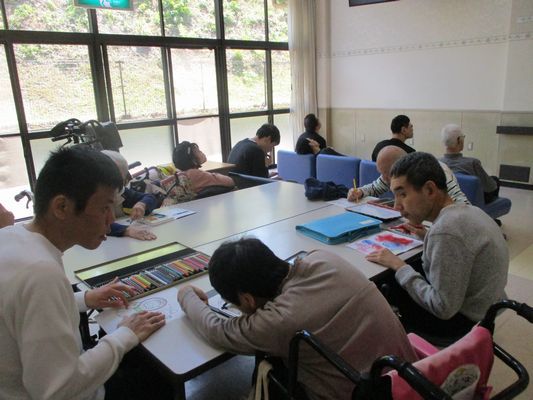 5/18 日中活動_a0154110_16270464.jpg
