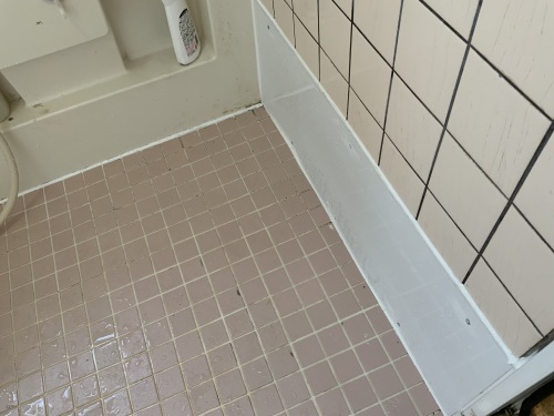 民間浴室修理工事_f0031037_18021118.jpg