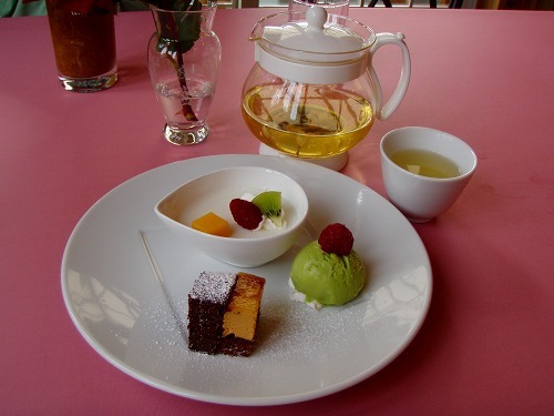 薔薇園_c0327752_16013557.jpg
