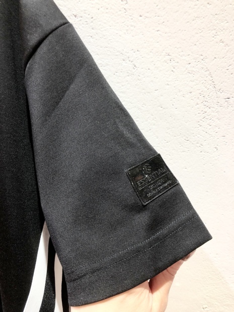 【ESSENTIAL エッセンシャル】新作ハイストレッチトップス入荷です。_c0204280_18420898.jpg