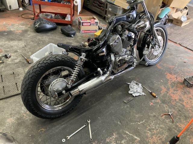 ビラーゴ250 カスタム I様号 かなり進んでます! : JET CUSTOM CYCLES ...
