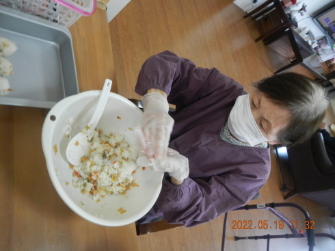 お稲荷さん!_d0178056_14323903.jpg