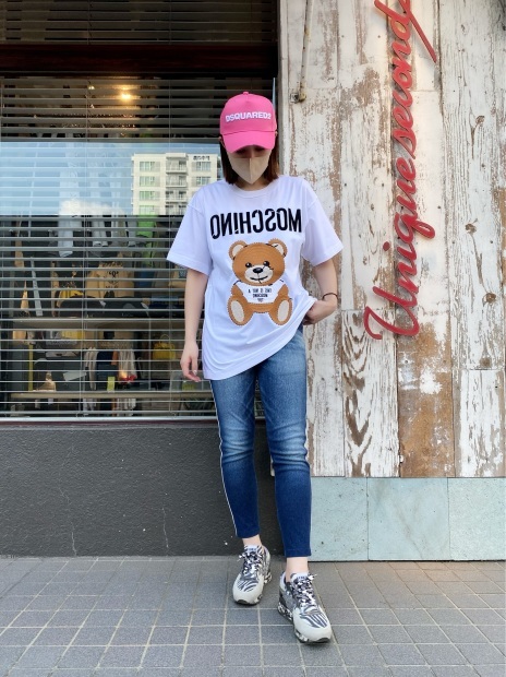 「MOSCHINO モスキーノ」新作Tシャツ2型のご紹介です。_c0204280_14331373.jpg