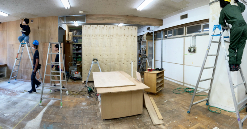 木工室の壁面を作るお手伝い_c0060143_12345349.jpg