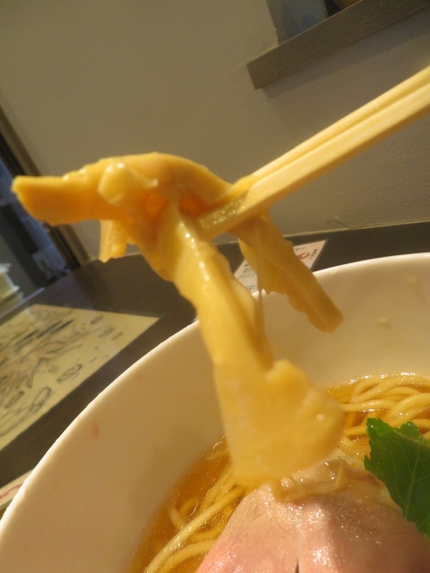 【新店】一寸誕生（醤油らーめん）＠Japanese Noodle一寸法師_a0389150_16225523.jpg