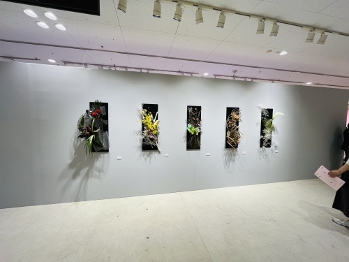 草月いけばな展　前期_d0195183_05264041.jpeg