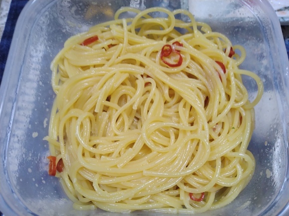 5/22 虚無ペペロンチーノ、サッポロ男梅サワー追いレモン、スーパードライ生ジョッキ缶@自宅_b0042308_09422717.jpg